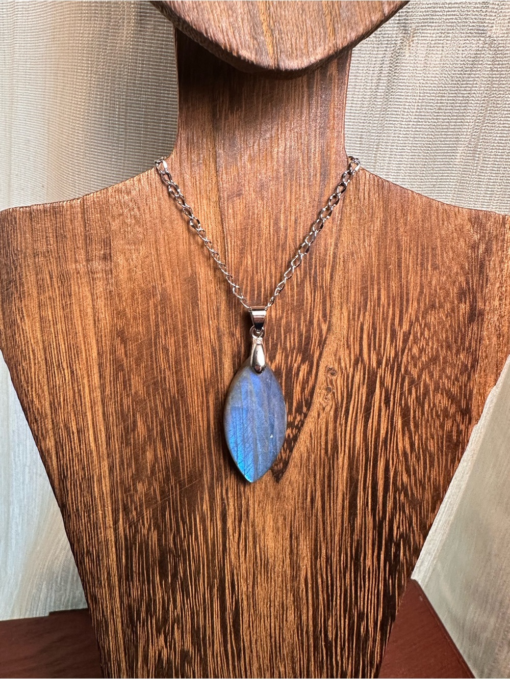 Blue Labradorite Marquise Shaped Pendant Necklace on Stainless Steel Chain - Picture 2 of 16
